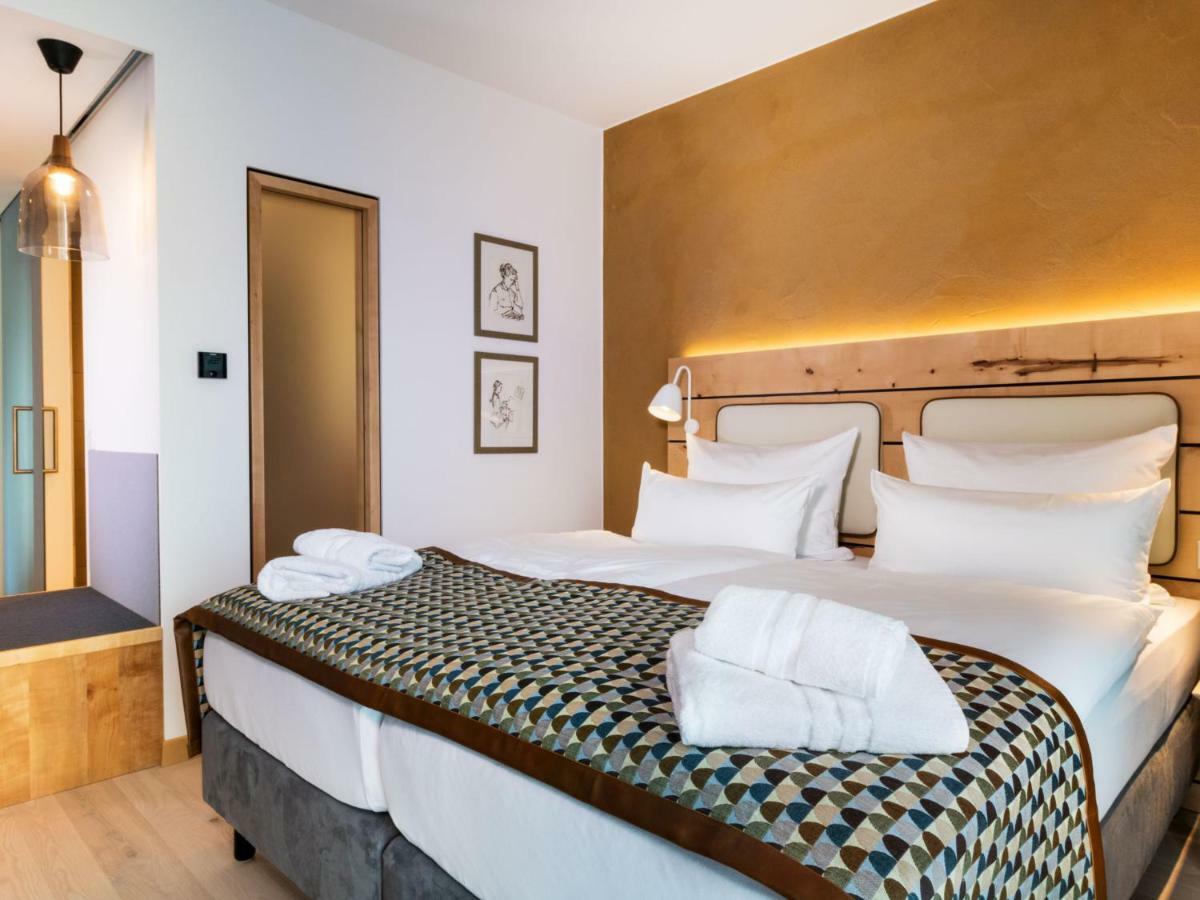 Walhalla Hotel Regensburg Hoeferer 4 Sterne Superior Tegernheim Bagian luar foto